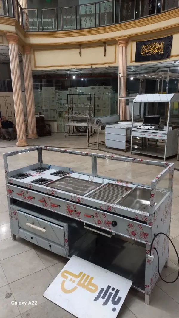 فر گریل ساندویچی ساندویچ داخل کانکس اغذیه